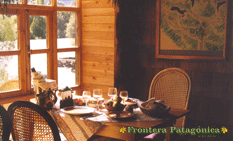 Ampliar Fotos - Caba&ntilde;as y Restaurante a orillas del R&iacute;o Espol&oacute;n - Patagonia Chile 